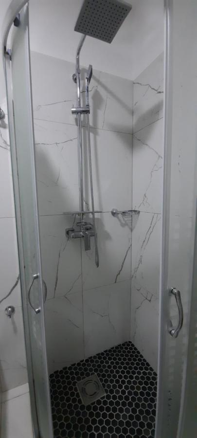 Comfy Apartment In شكودر المظهر الخارجي الصورة